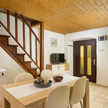 Villa Eco Friendly With Pool In *