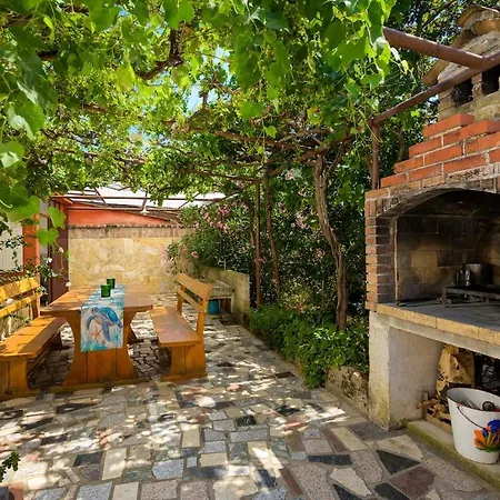 Villa Eco Friendly With Pool In *