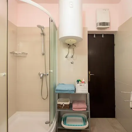 Eco Friendly With Pool In * Pula