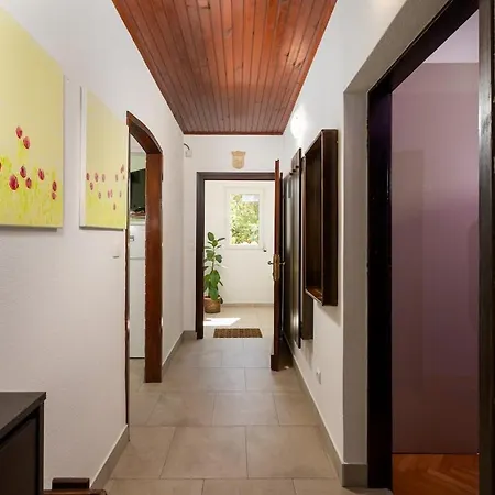Villa Eco Friendly With Pool In Pula