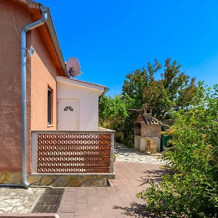 Eco Friendly With Pool In *
